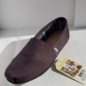 Men's Toms 8.5, black, new in box